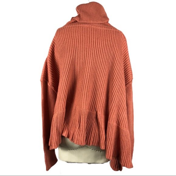 Free People Layer Cake Rose Sweater Size L - Picture 7 of 12